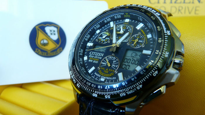Quartz .... non ce n'est pas un gros mot ! Skyhawk-Blue-Angels